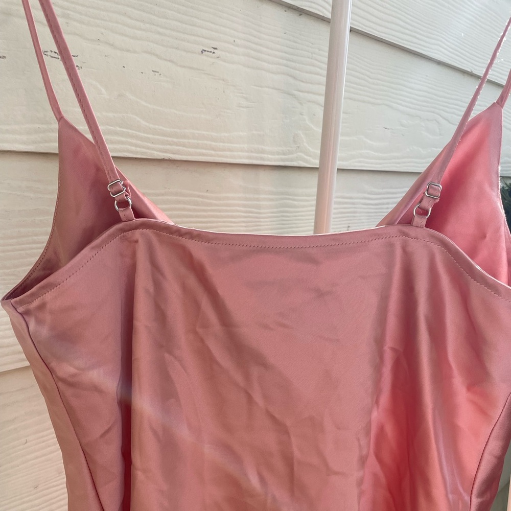 Forever 21 Scoop Neck Top - Picture 2 of 4
